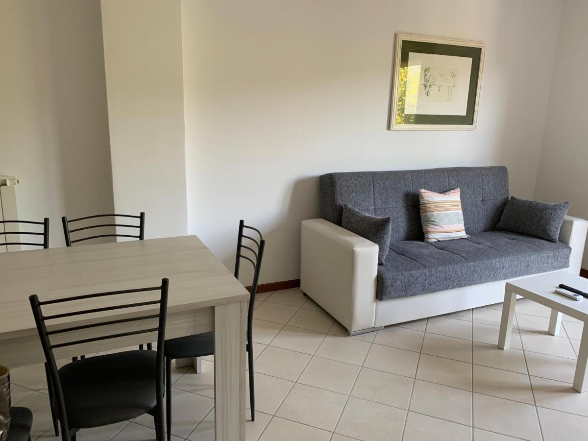 I Platani 3 Apartment มอนเตกาตินี แตร์เม ภายนอก รูปภาพ
